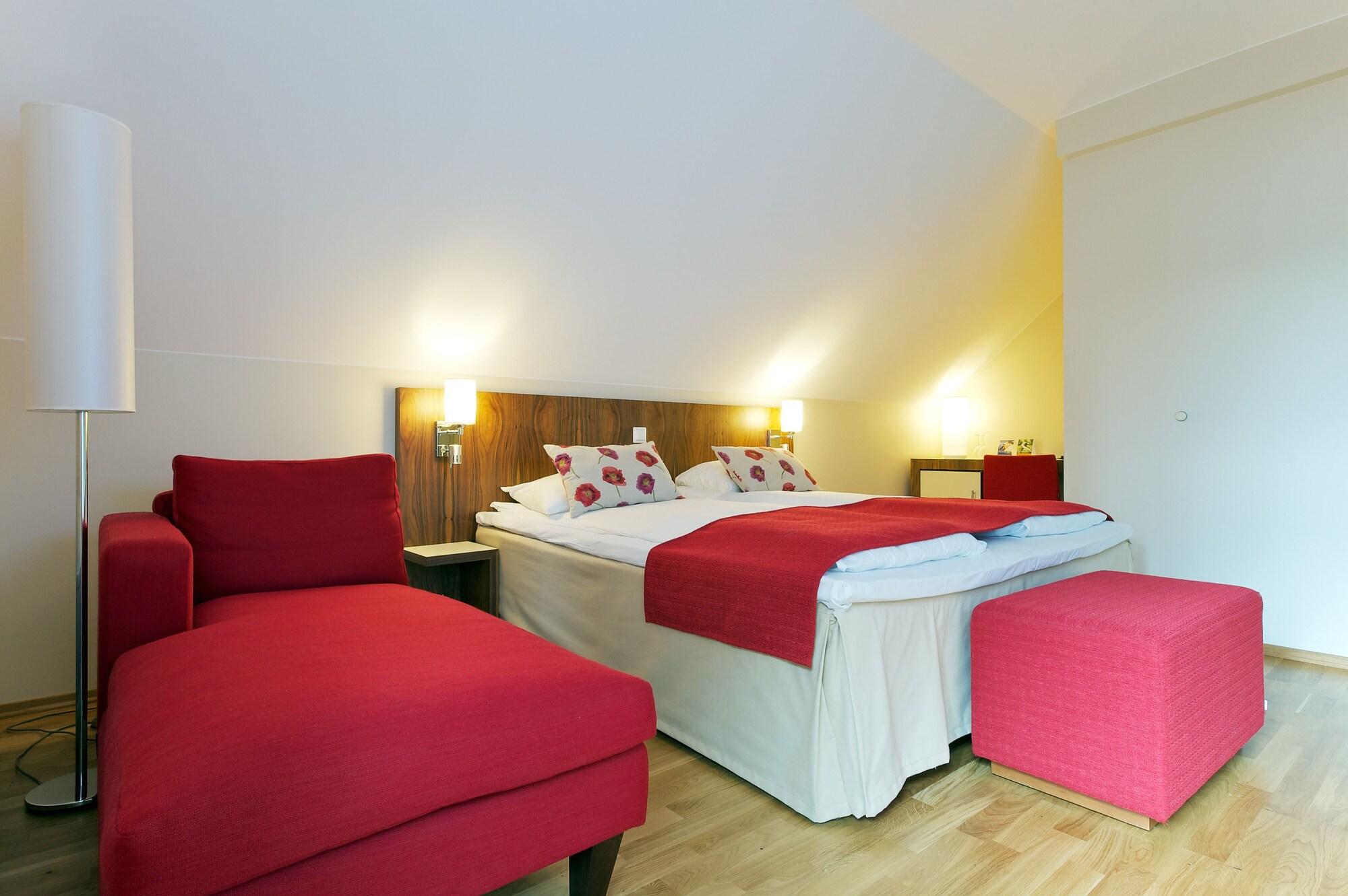 Quality Hotel Grand Kristiansund Eksteriør billede