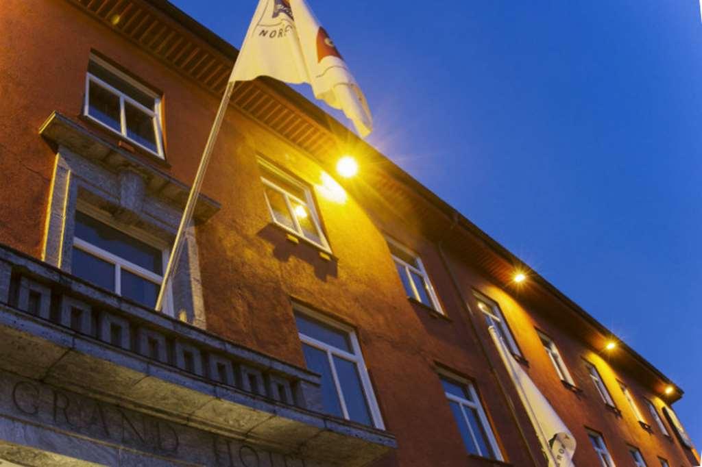 Quality Hotel Grand Kristiansund Eksteriør billede
