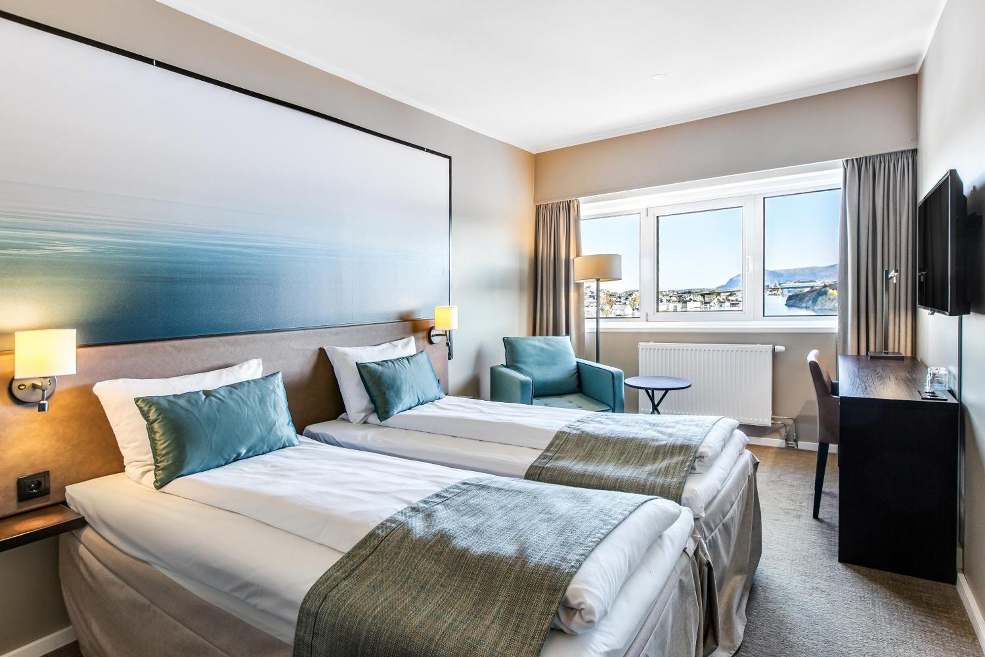 Quality Hotel Grand Kristiansund Eksteriør billede